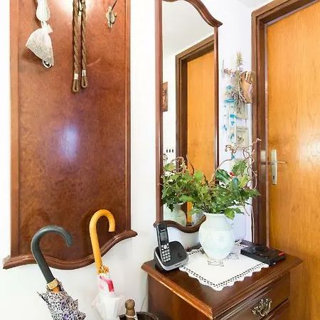 Comfy And Warm Ap With Balcony Surrounded With Beautiful Nature Apartment